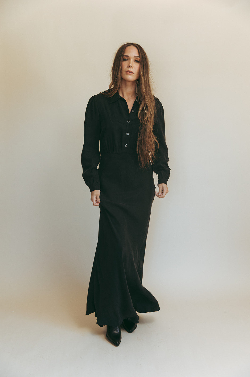 dusty black
