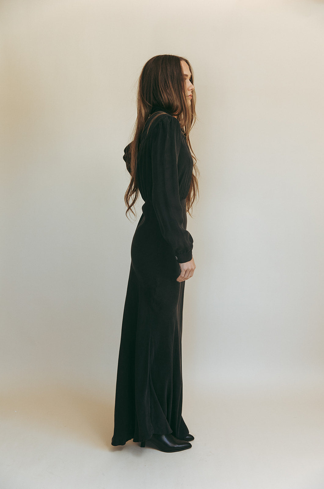 dusty black