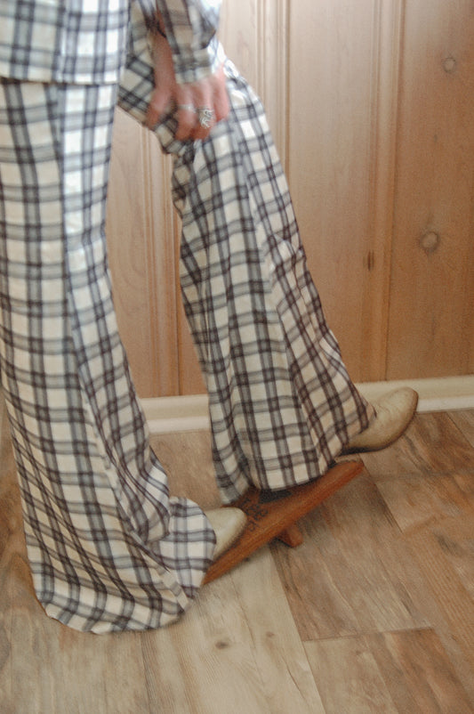 BRIDGET BELLS - RETRO PLAID