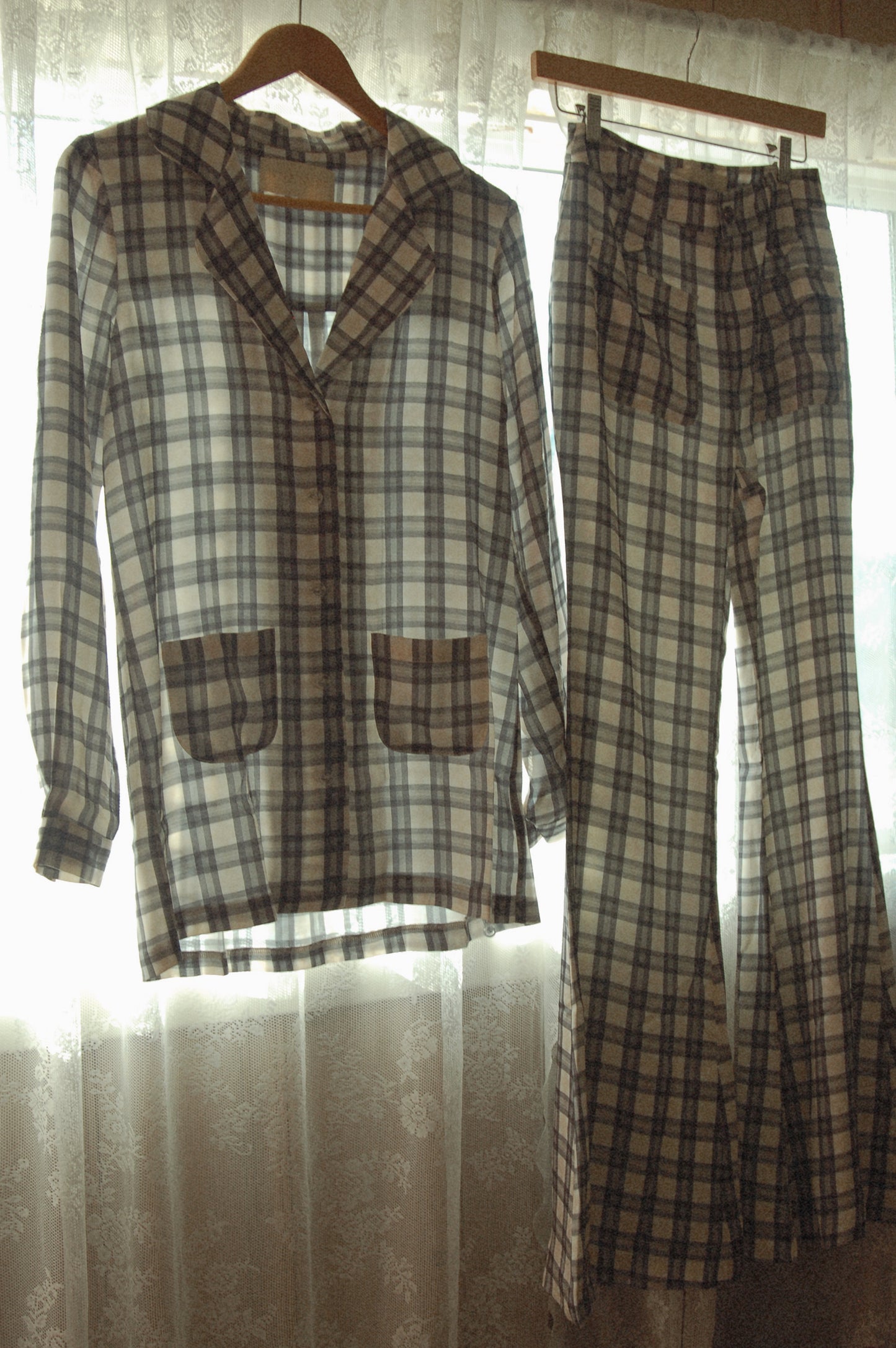 BOBBI BLOUSE - RETRO PLAID