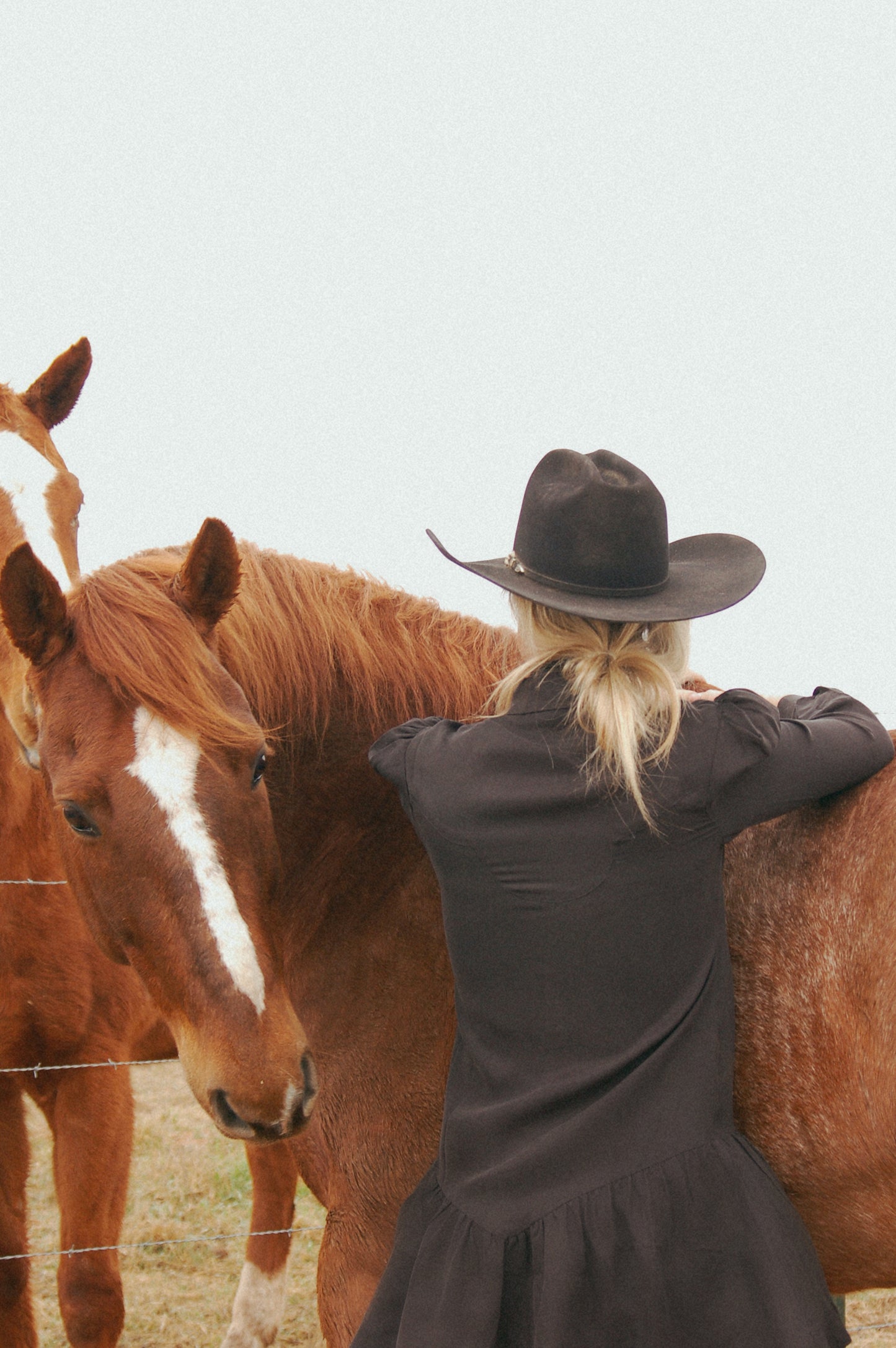 SIENNA DRESS - WASHED BLACK